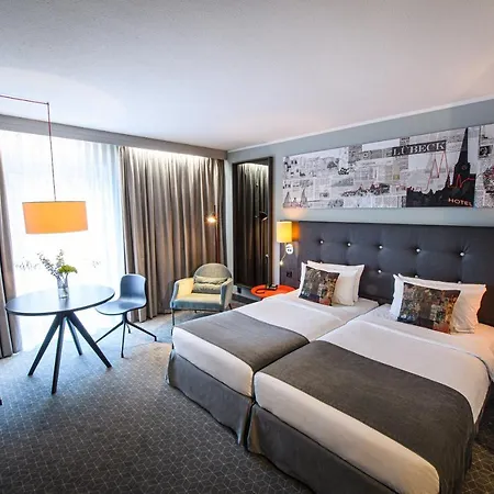 By Ihg Hotel